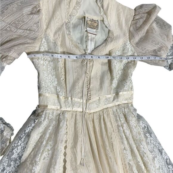 Vintage Gunne Sax Romantic Renaissance Style Lace Wedding Dress Size 5 - Picture 13 of 15